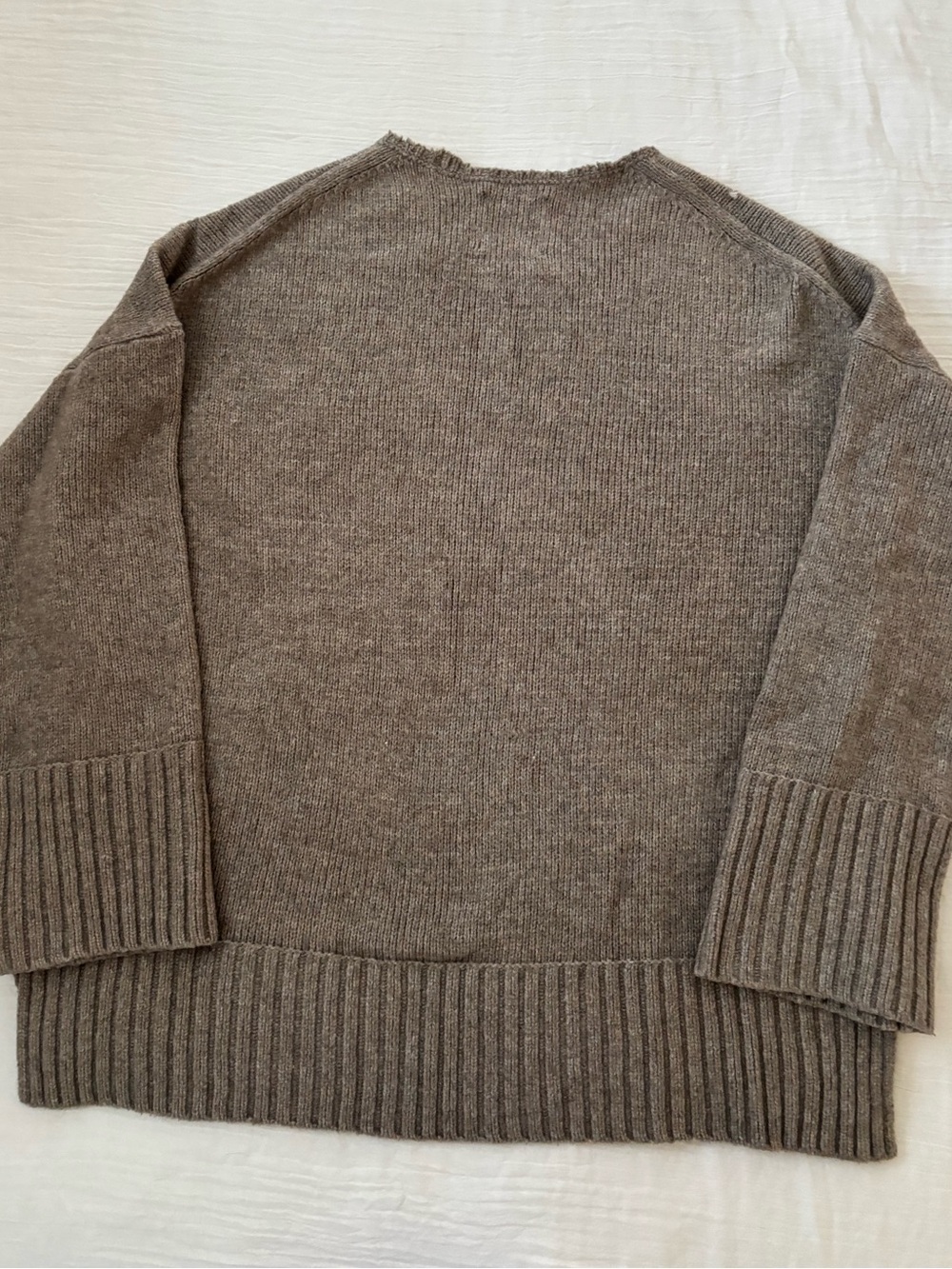 Abercrombie oversized knit sweater - Picture 3 of 3